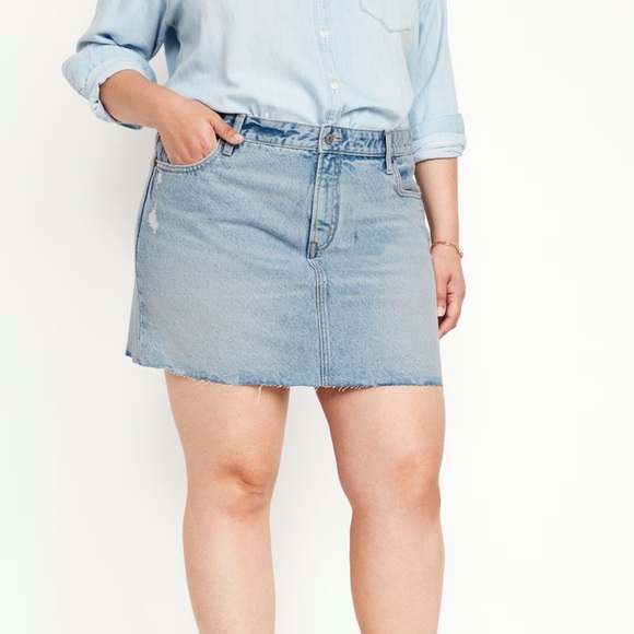 NWT OLD NAVY Mid-Rise OG Jean Mini  Skirt Color: Light Dip - Picture 7 of 9